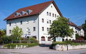 Gasthaus Pension Moosbraeu